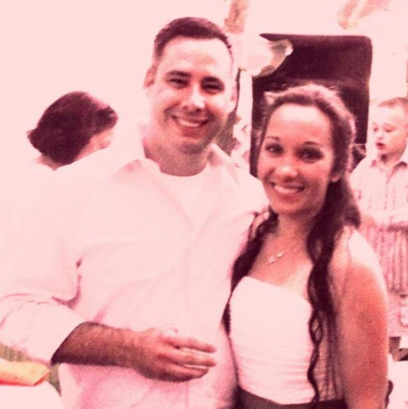 Meet your Posher, Holly - Picture 3 of 3